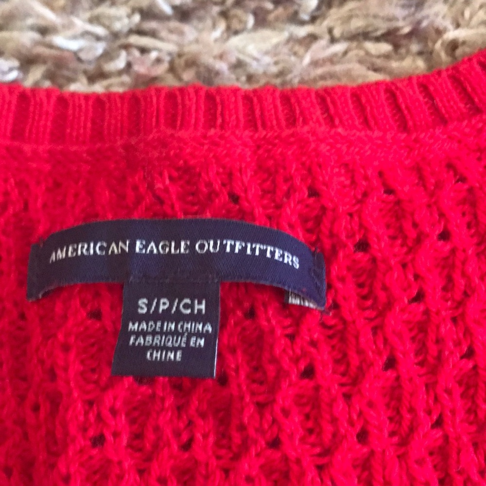 Red sweater - Picture 2 of 6
